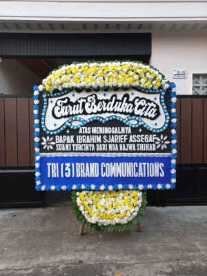 Papan Bunga Duka di Lakessi
